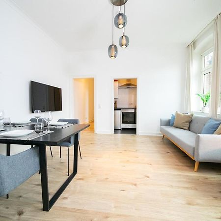 Favorite Stays - Suite And More - Kitchen นอยส์ ภายนอก รูปภาพ