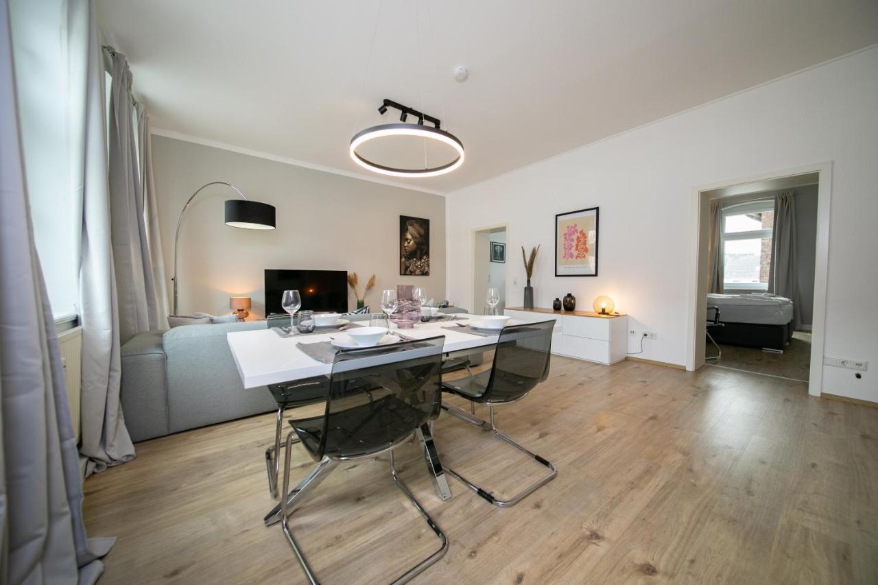 Favorite Stays - Suite And More - Kitchen นอยส์ ภายนอก รูปภาพ