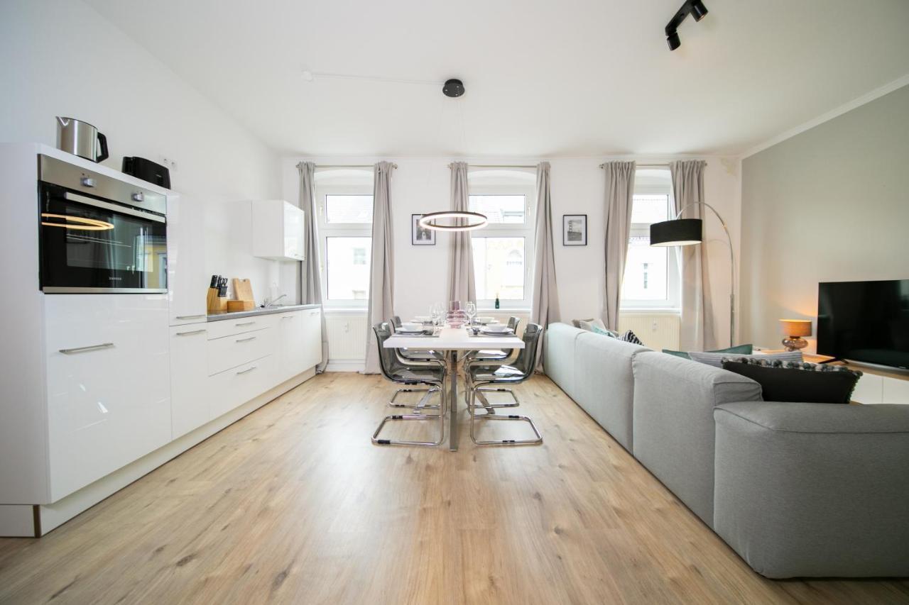 Favorite Stays - Suite And More - Kitchen นอยส์ ภายนอก รูปภาพ