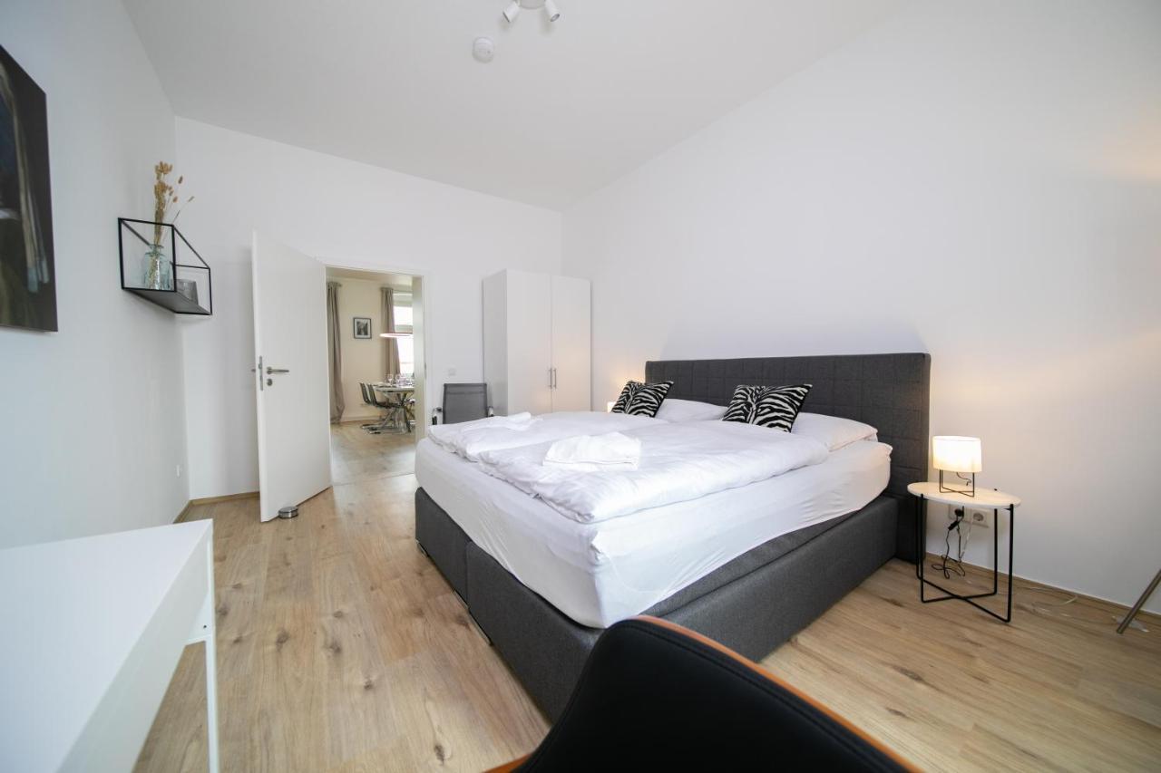 Favorite Stays - Suite And More - Kitchen นอยส์ ภายนอก รูปภาพ